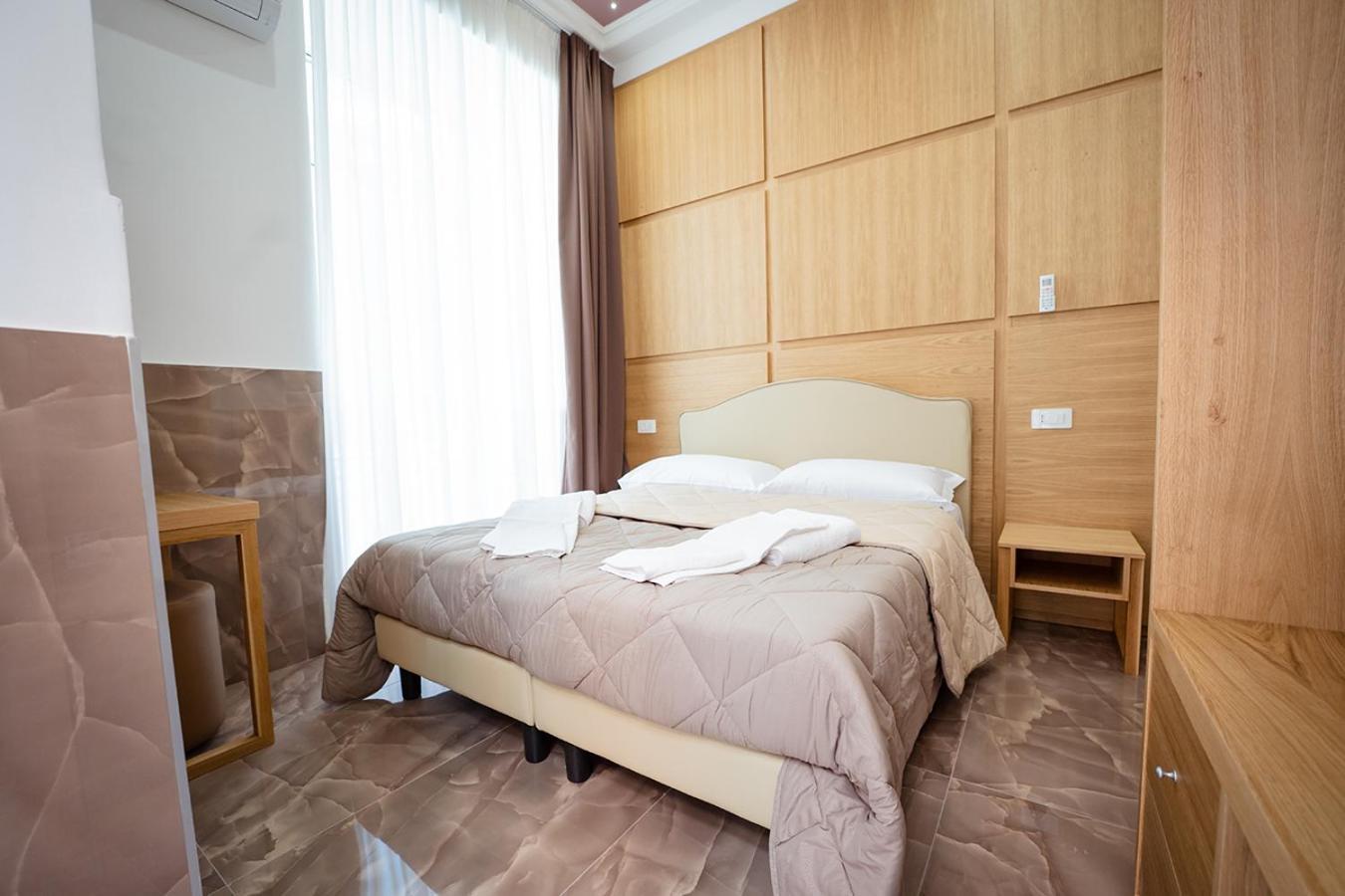 P.c. Boutique H. Lifestyle, Centro, By Clapa Group Dislocated Hospitality * Neapel